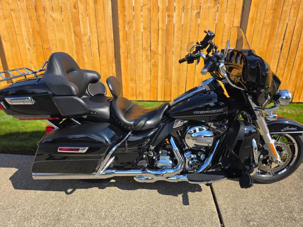 2015 Harley-Davidson, Import USA — Foto 3 z 12