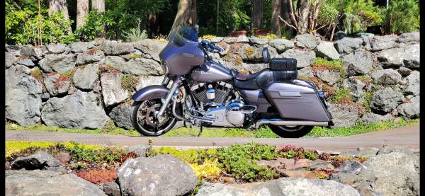 2014 Harley-Davidson, Import USA — Foto 3 z 7