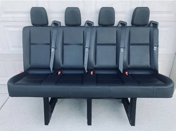 Sedačky — Seat, Import USA — Foto 1