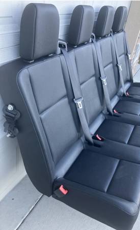 Sedačky — Seat, Import USA — Foto 3 z 3