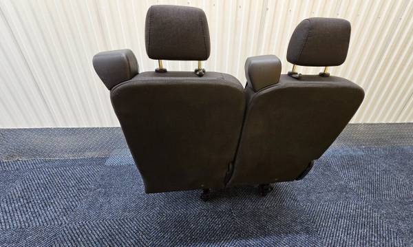 Sedačky — Seat, Import USA — Foto 12 z 12