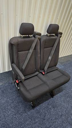 Sedačky — Seat, Import USA — Foto 2 z 12