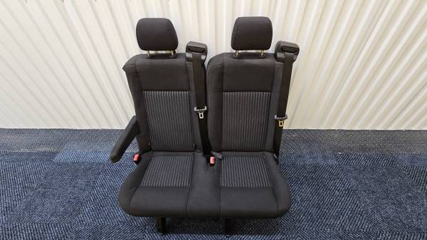Sedačky — Seat, Import USA — Foto 4 z 12