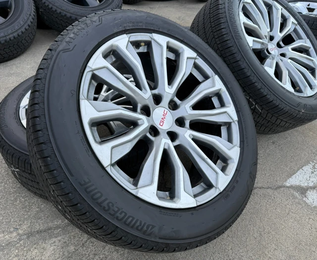 Kola — GMC, Import Kanada — Foto 1