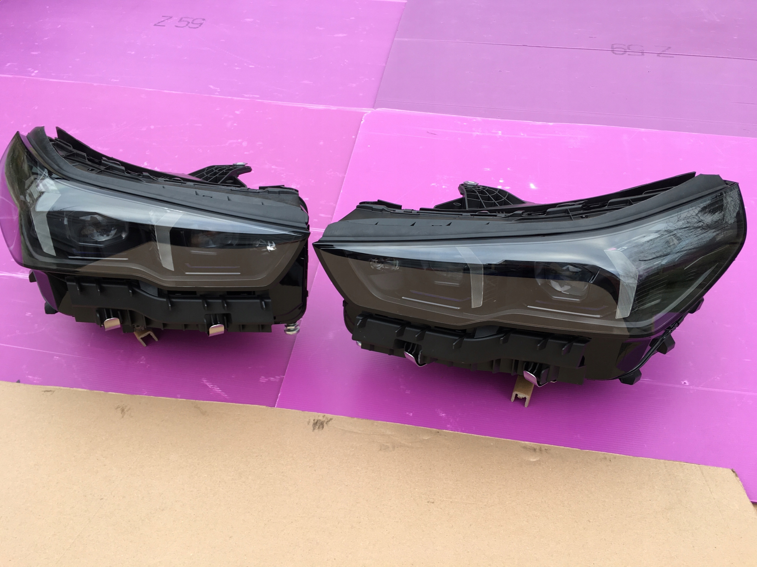 Světlomet — BMW M5, schwarz, Auf Lager in der EU — Foto 1