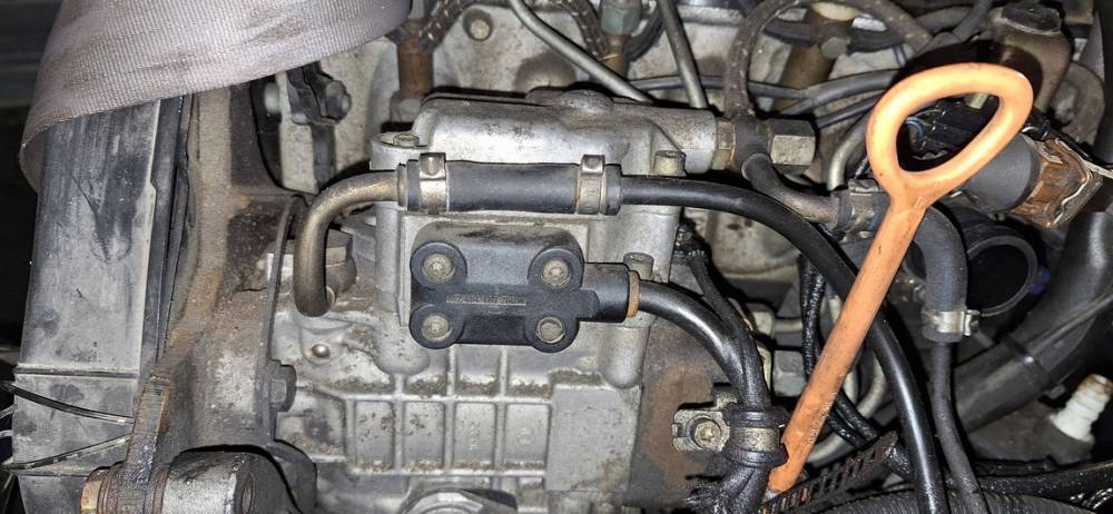 Motor 028130115A — Audi A4, Auf Lager in der EU — Foto 1