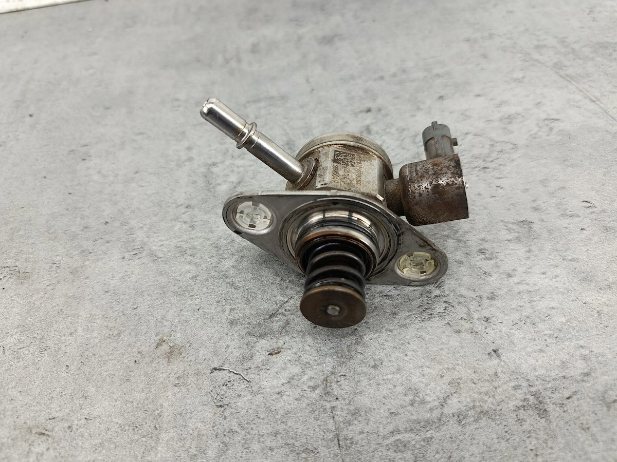 OEM komponent Bosch 55585049 — Opel Astra, Auf Lager in der EU — Foto 1