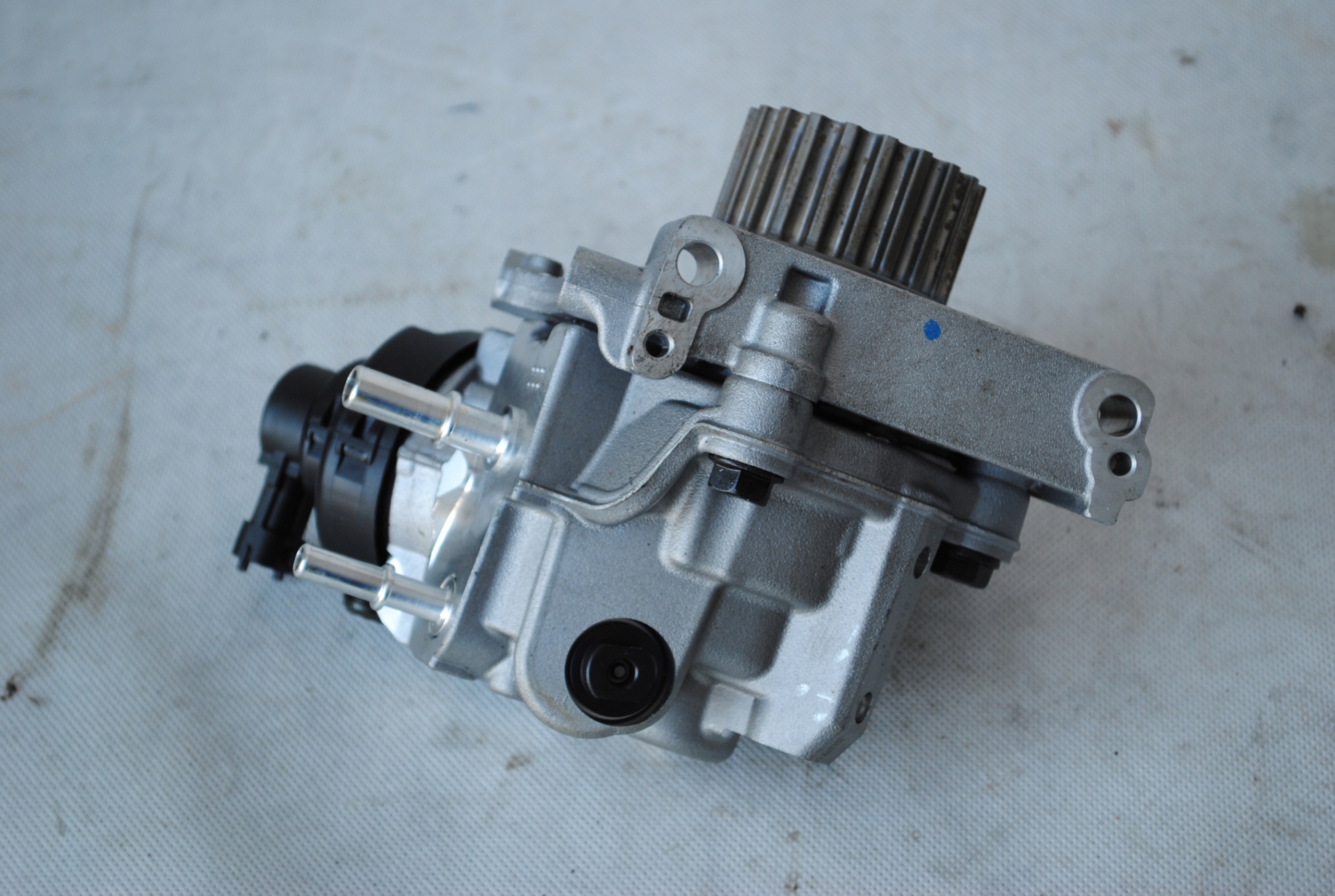 OEM komponent 0445010763 — Nissan 1.5, Auf Lager in der EU — Foto 1