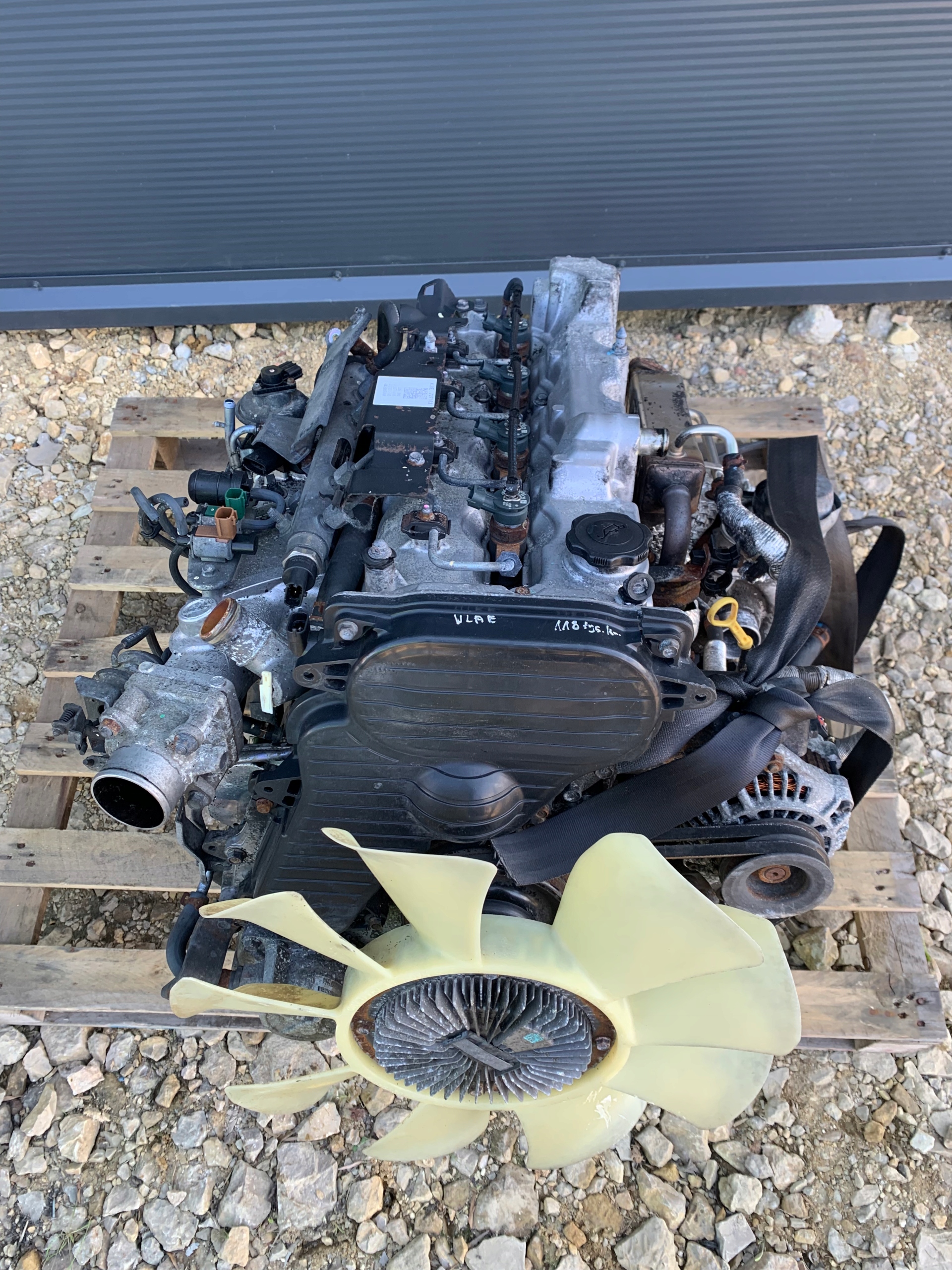 Kompletní motor — Mazda 2.5 TDCI, Auf Lager in der EU — Foto 1