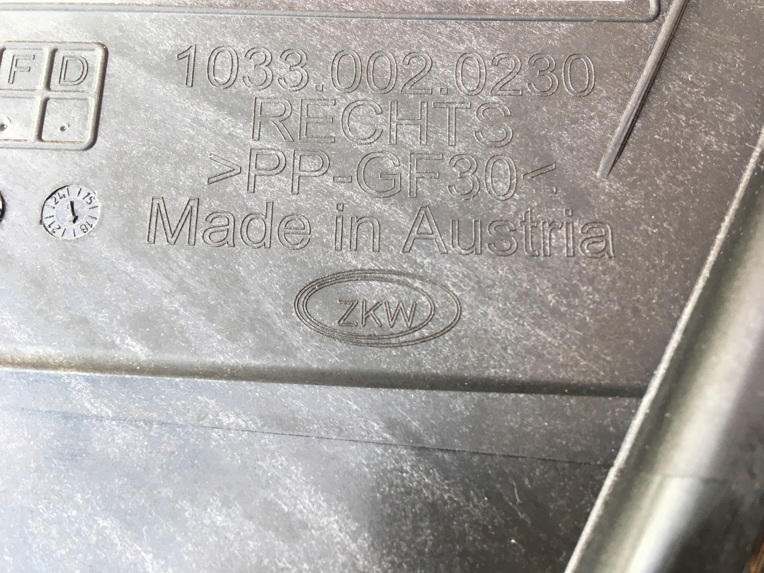 Světlomet — Rolls-Royce, Auf Lager in der EU — Foto 11 z 11