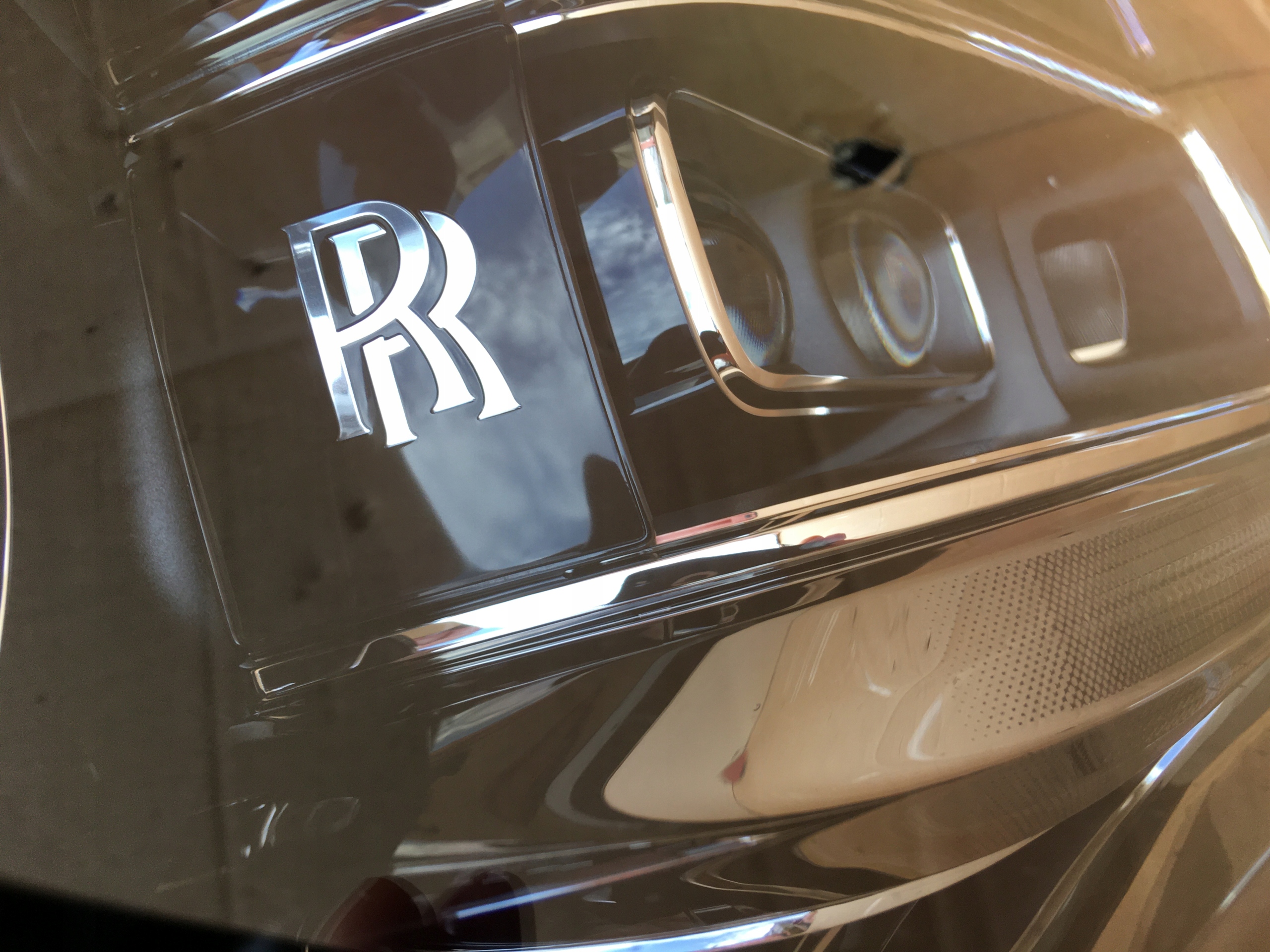 Světlomet — Rolls-Royce, Auf Lager in der EU — Foto 4 z 11