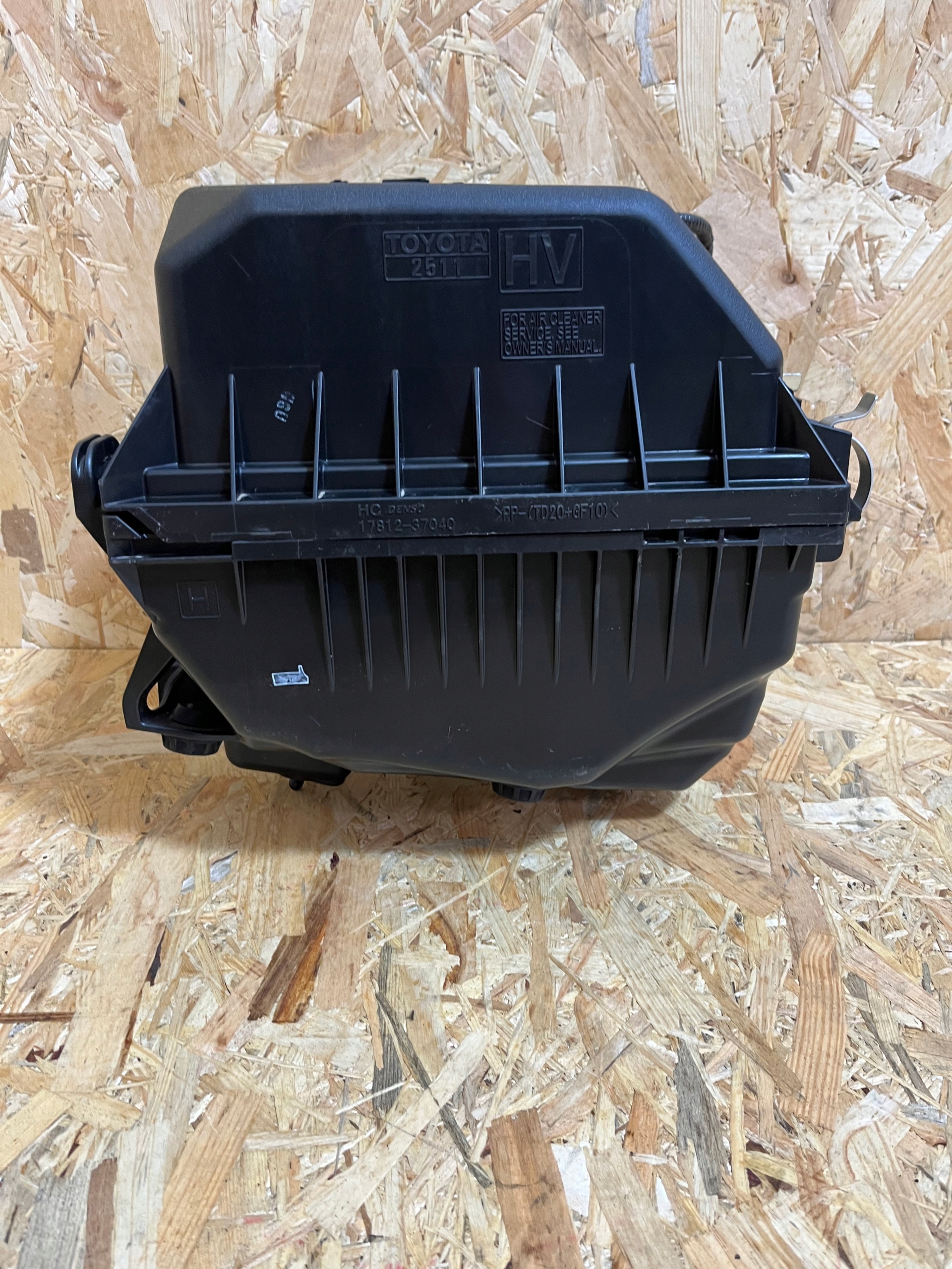 OEM komponent 1781237040 — Lexus NX, Auf Lager in der EU — Foto 1