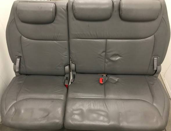 Interiér — Toyota, Import USA — Foto 1