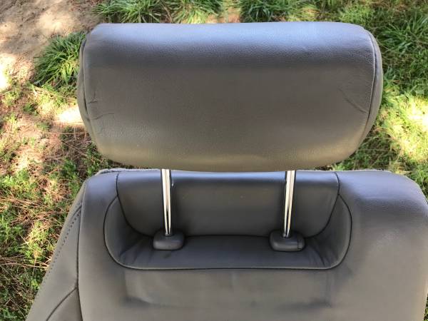 Interiér — Toyota, Import USA — Foto 4 z 12