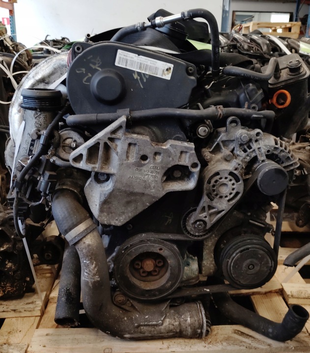 Motor — Seat 2.0 TFSI, Auf Lager in der EU — Foto 1
