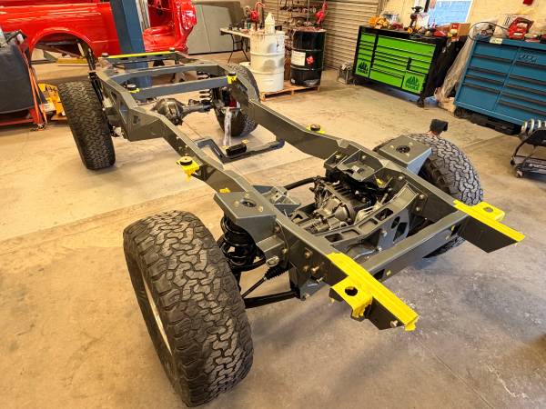 OEM komponent — Chevrolet, Import USA — Foto 2 z 10