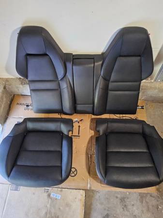 Sedačky — Porsche Panamera, schwarz, Import USA — Foto 1