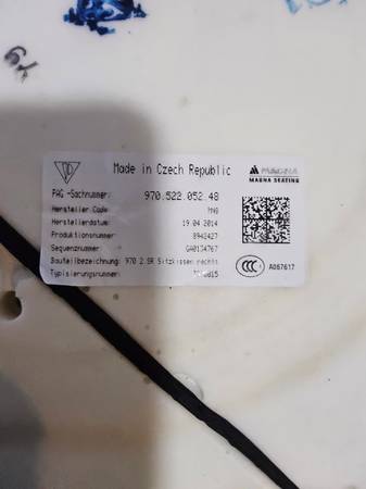 Sedačky — Seat, schwarz, Import USA — Foto 10 z 12