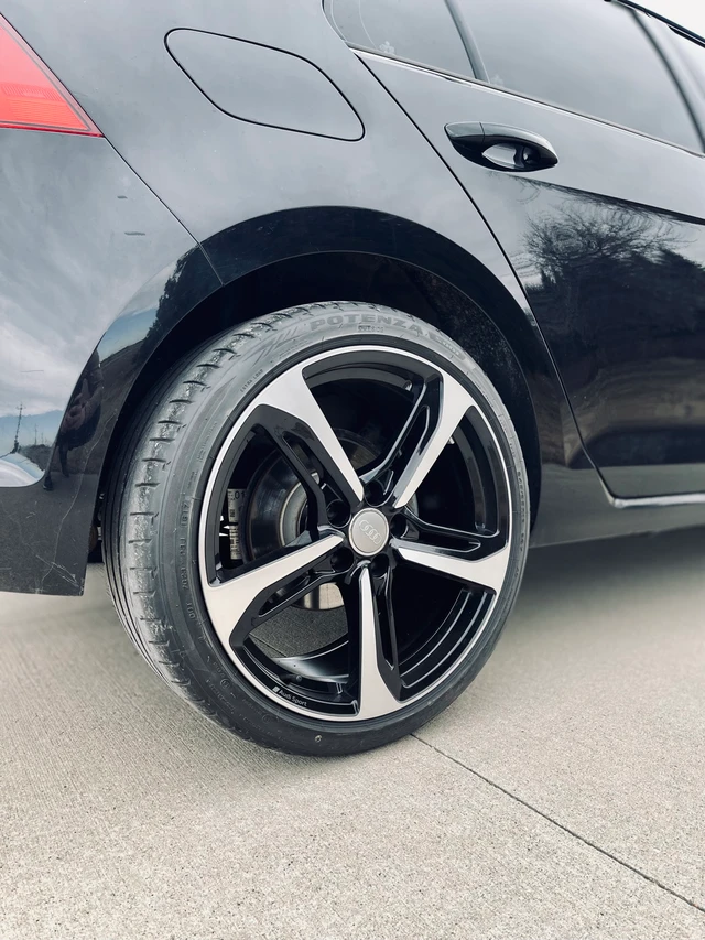 Kola — Audi, Import Kanada — Foto 2 z 5