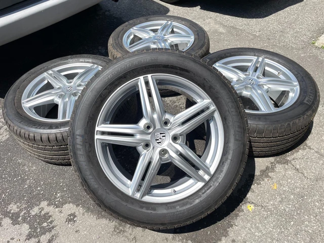 Kola — Porsche Cayenne, Import Kanada — Foto 1