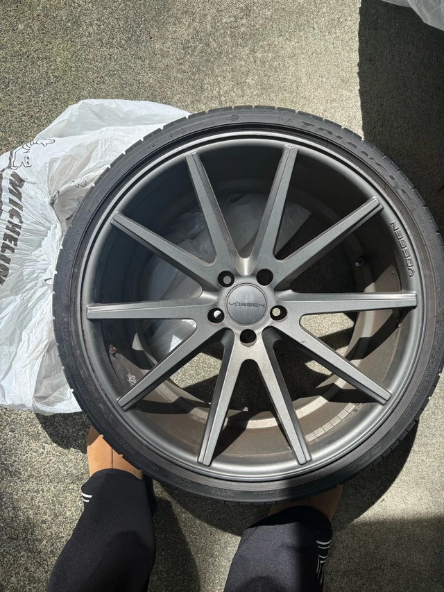 OEM komponent — Infiniti, Import Kanada — Foto 4 z 5