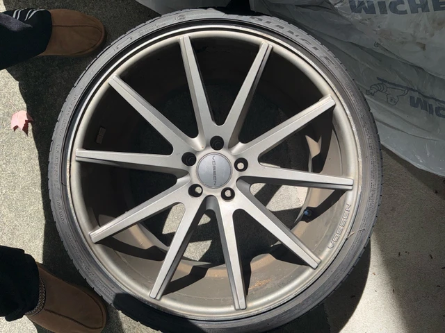 OEM komponent — Nissan, Import Kanada — Foto 2 z 5