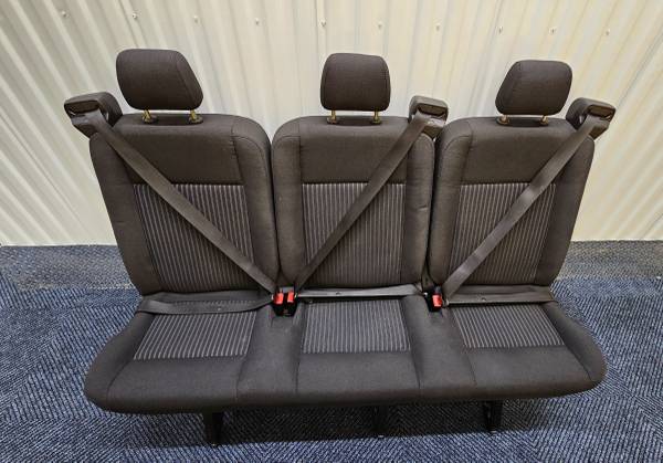 Sedačky — Ford Transit, Import USA — Foto 3 z 10