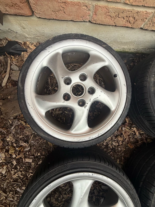 OEM komponent — Porsche, Import Kanada — Foto 3 z 5