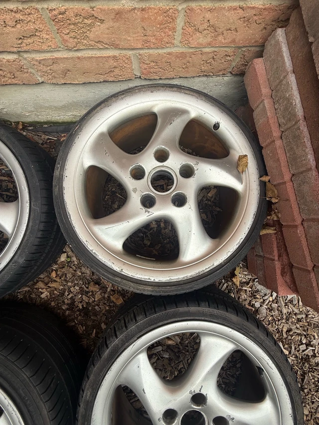 OEM komponent — Porsche, Import Kanada — Foto 4 z 5