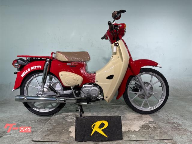 2025 Honda Super Cub 110 Hello Kitty, Import Japan — Foto 1 | AMECAR 2025 Honda Super Cub 110 Hello Kitty, Import Japan — Foto 1