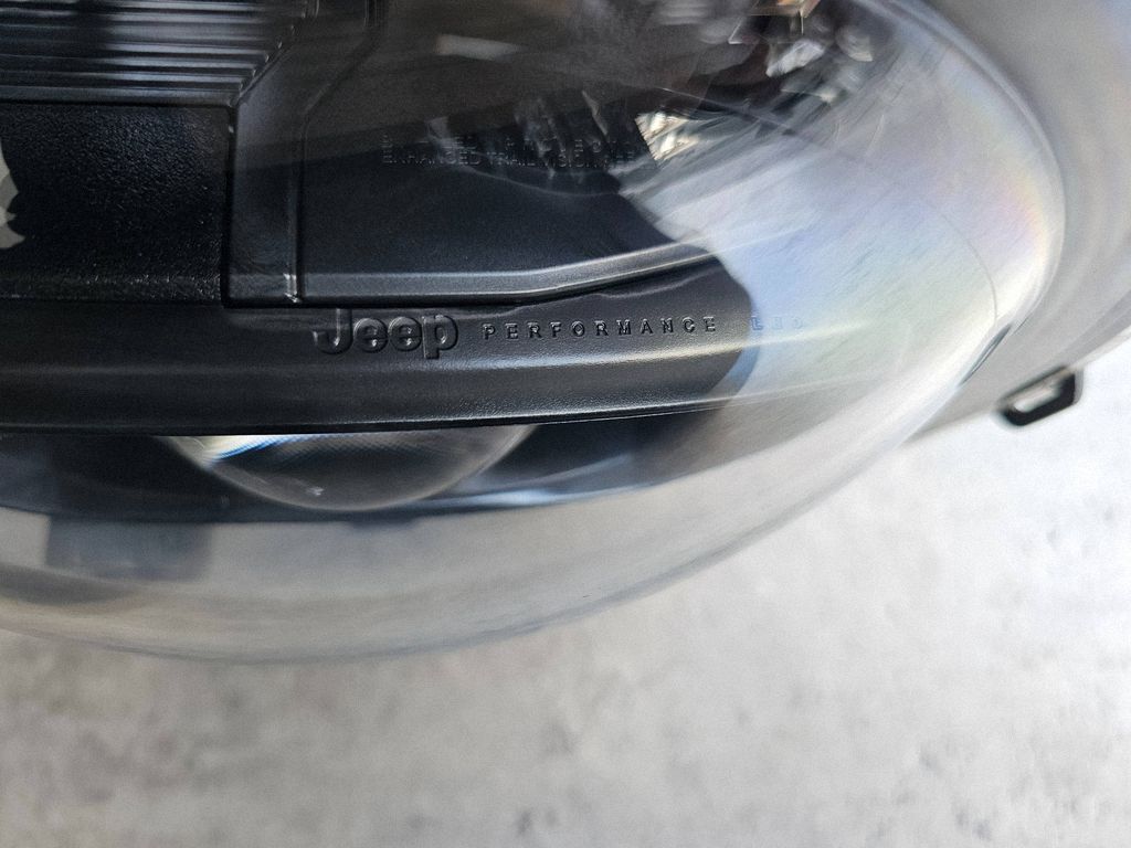 68596463AA Jeep Wrangler světlomet, Auf Lager in der EU — Foto 9 z 10