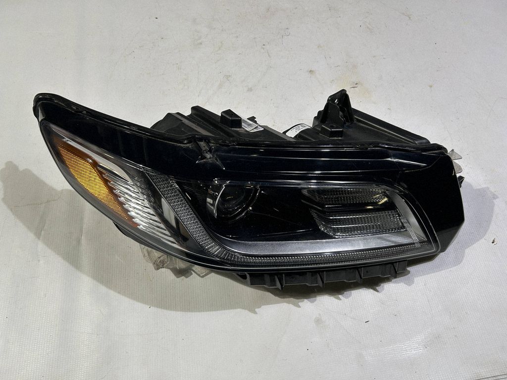 gd9b13008an Lincoln Continental světlomet, Auf Lager in der EU — Foto 1