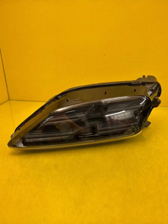 95C941005G Porsche Macan (95C) světlomet, Auf Lager in der EU — Foto 1