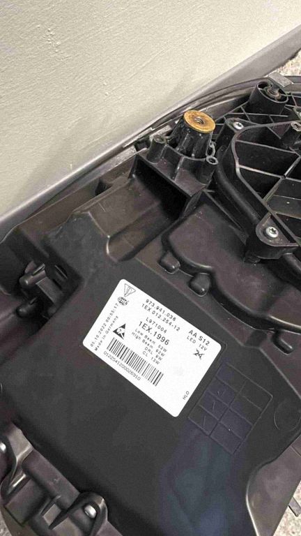 973941036 Porsche Panamera (976) světlomet, Auf Lager in der EU — Foto 5 z 5