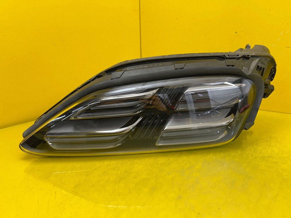 95C941009G Porsche Macan (95C) světlomet, Auf Lager in der EU — Foto 1