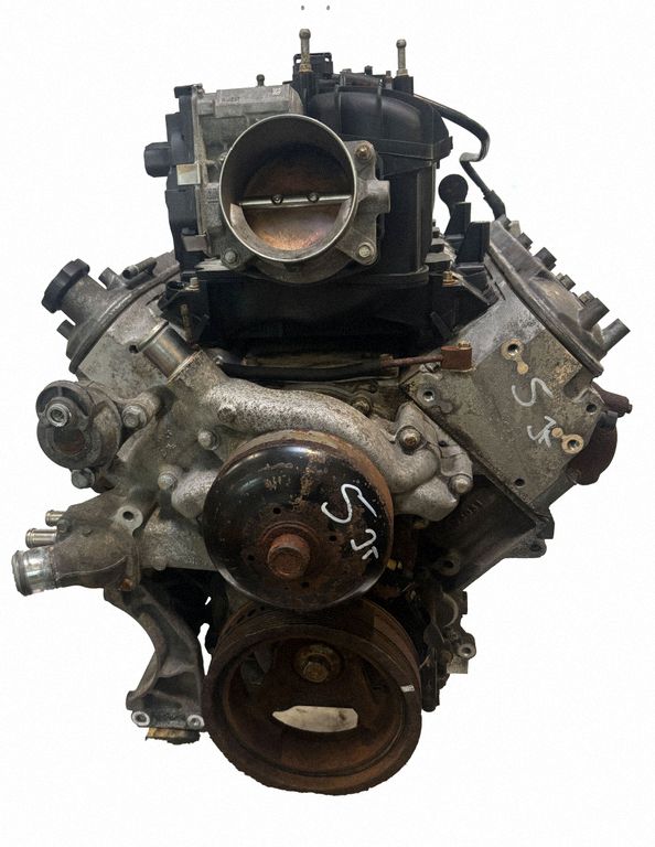 Cadillac Escalade Engine, Auf Lager in der EU — Foto 1