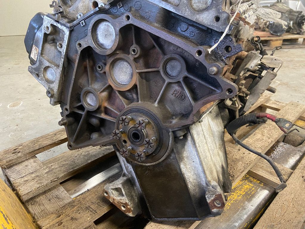 Ford Mustang IV Engine, Auf Lager in der EU — Foto 1