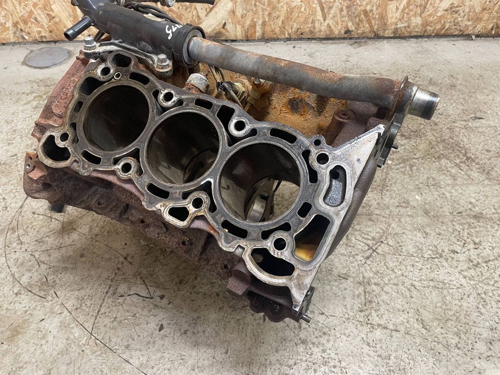 RFFT4E6015FF Ford F150 Engine block, Auf Lager in der EU — Foto 5 z 12