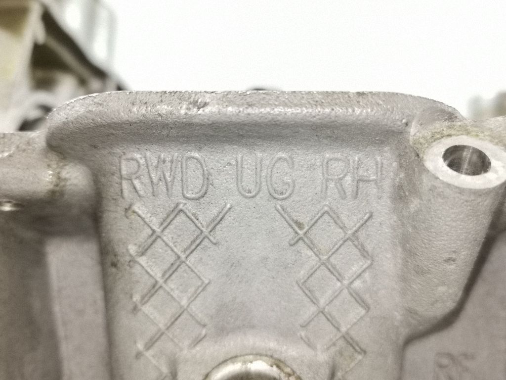 JT4E6090BD Ford F150 Engine head, Auf Lager in der EU — Foto 11 z 14