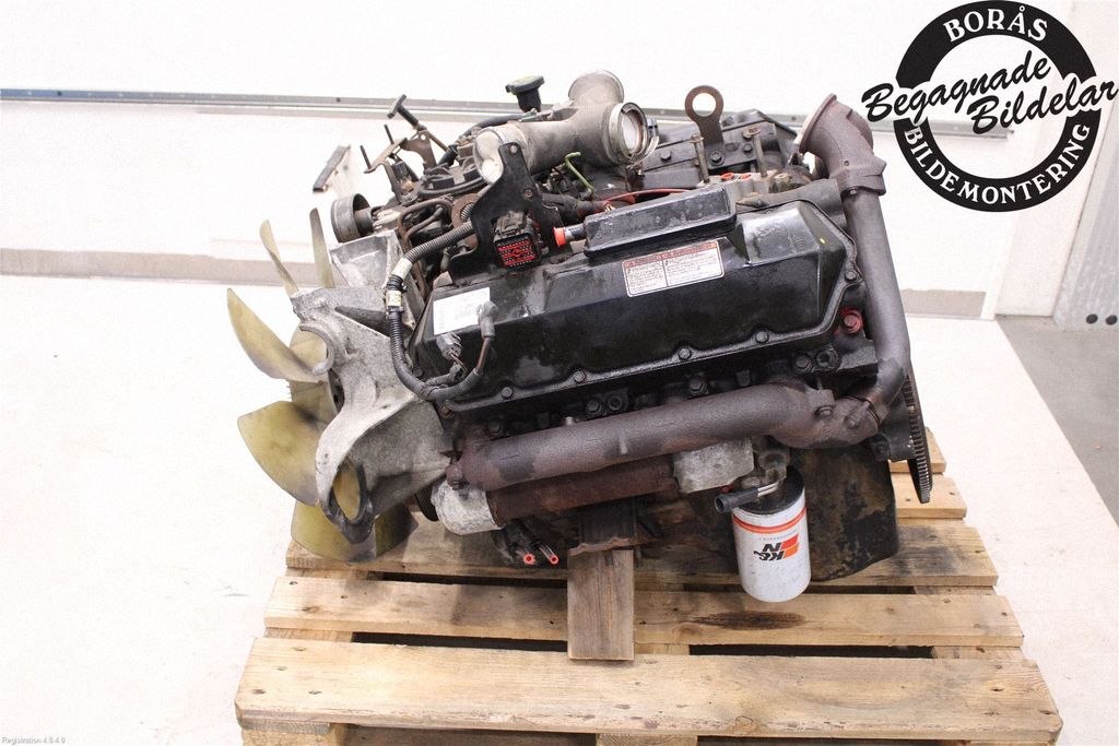 JE002DN Ford F250 Engine, Auf Lager in der EU — Foto 1