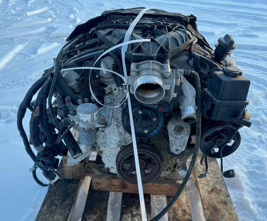 SILNIKCAMARO2014 Chevrolet Camaro Engine swap, Auf Lager in der EU — Foto 1