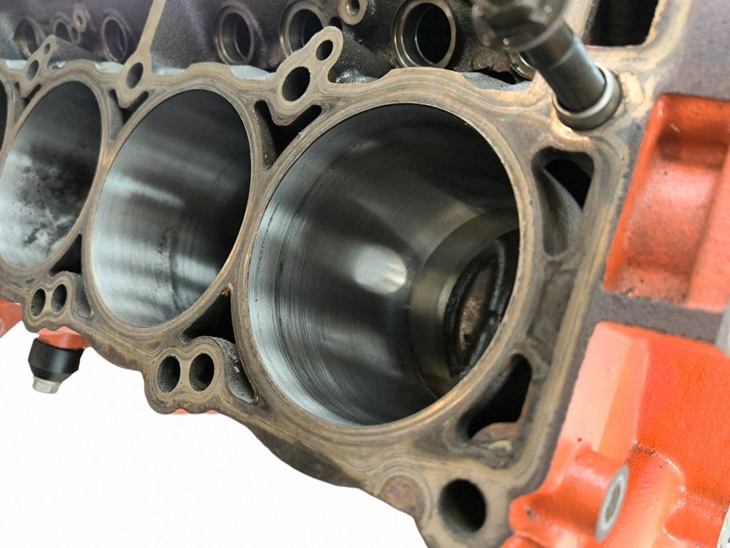 68249194AA Dodge Challenger Engine block, Auf Lager in der EU — Foto 15 z 22