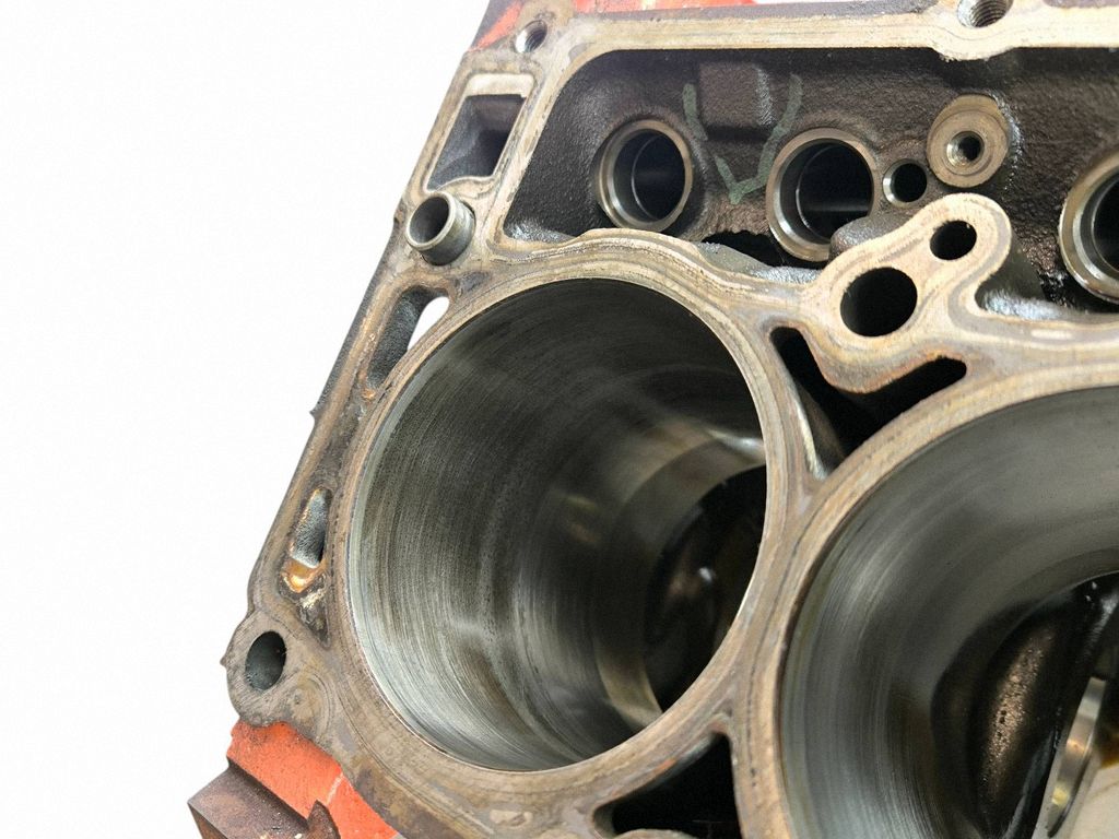 68249194AA Dodge Challenger Engine block, Auf Lager in der EU — Foto 5 z 22