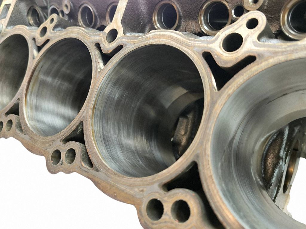 68249194AA Dodge Challenger Engine block, Auf Lager in der EU — Foto 7 z 22