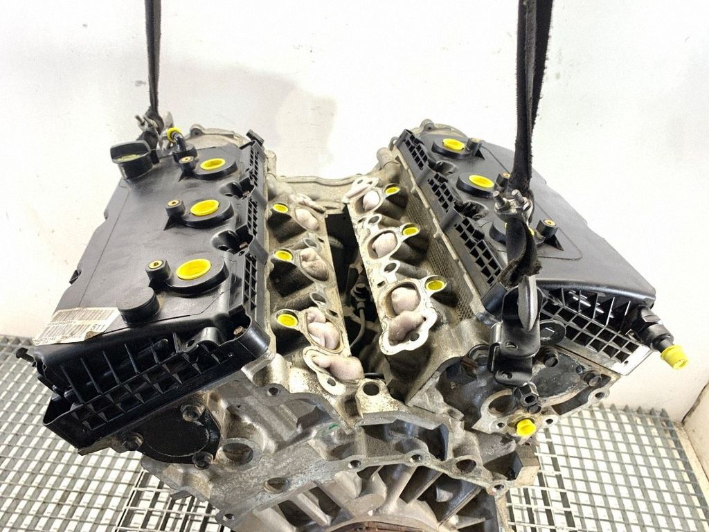 P04892511AA Dodge Challenger Engine, Auf Lager in der EU — Foto 4 z 15