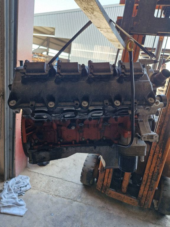 JKH712786 Dodge Challenger Engine, Auf Lager in der EU — Foto 1
