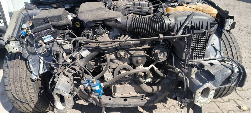Dodge Charger Engine, Auf Lager in der EU — Foto 1 z 6 Dodge Charger Engine, Auf Lager in der EU — Foto 1 z 6