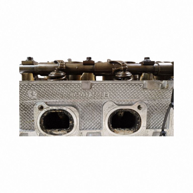 05037369 Dodge Charger Engine head, Auf Lager in der EU — Foto 7 z 9