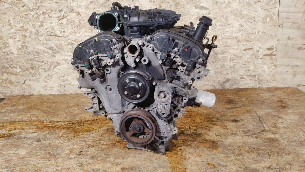 Cadillac SRX Engine, Auf Lager in der EU — Foto 1