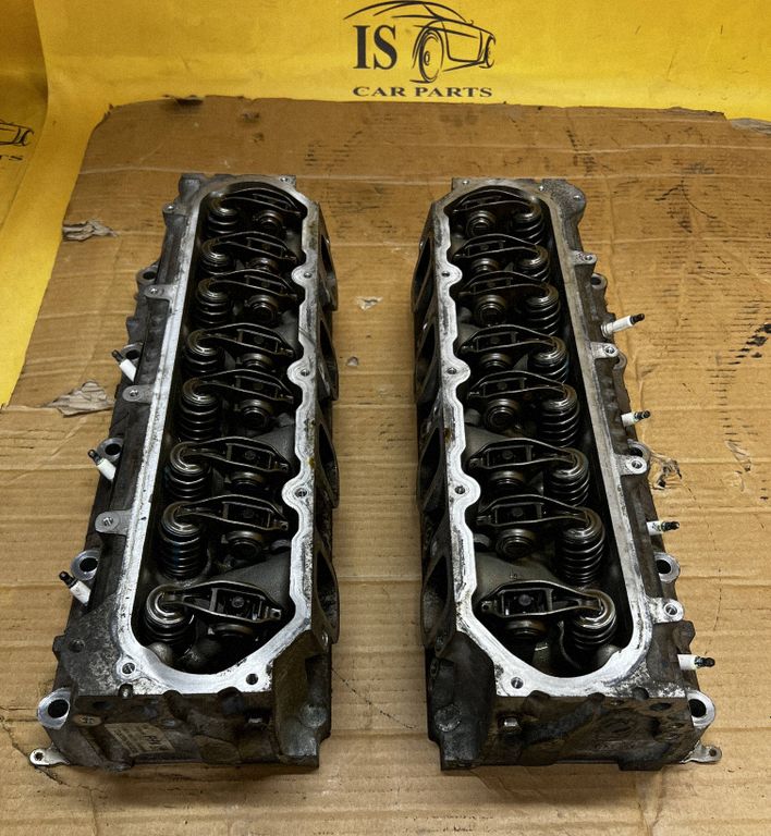 Cadillac Escalade Engine head, Auf Lager in der EU — Foto 1